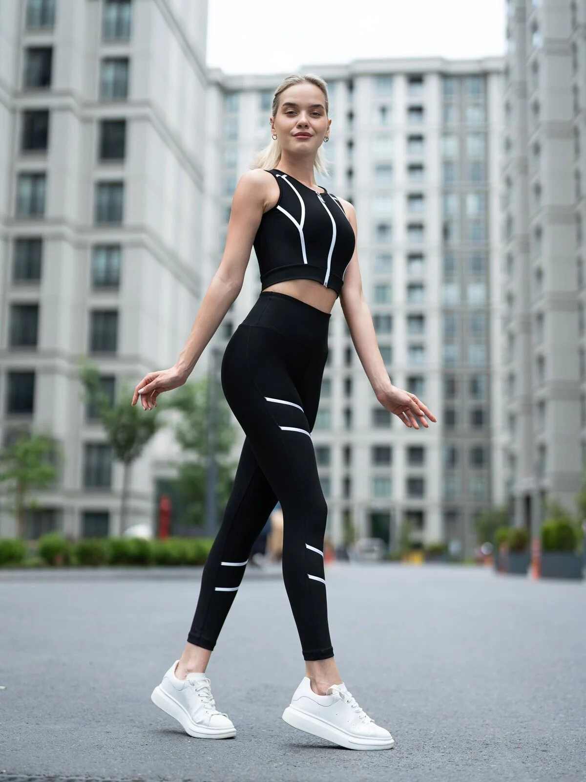Top + Helanke – Core Line